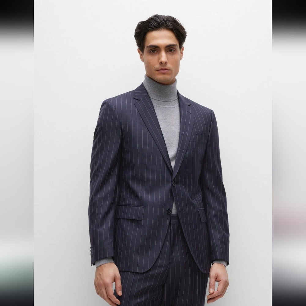Hugo BOSS Navy Pinstripe VIRGIN WOOL SUIT Size 50 Like New